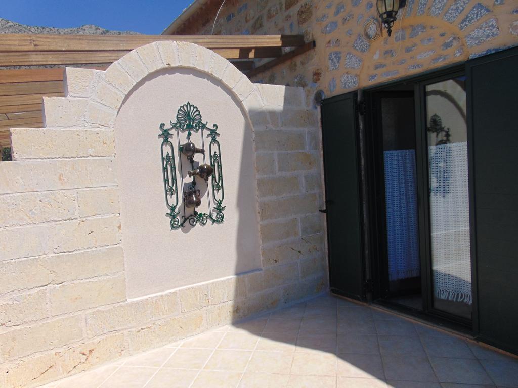 דירות Néon Oítilon Olga'S House מראה חיצוני תמונה